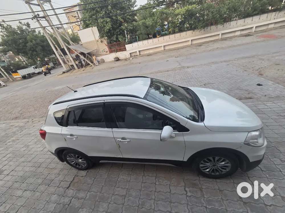 Maruti Suzuki S-cross 2017 Diesel Well Maintained