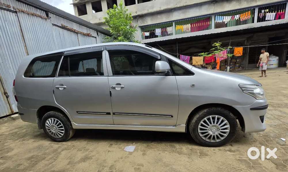 Toyota Innova Diesel (2013-2014) Model For Sale