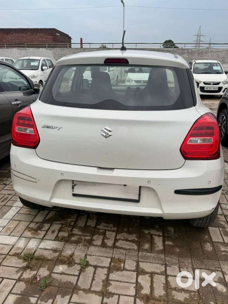 Maruti Suzuki Swift Lxi, 2020, Petrol