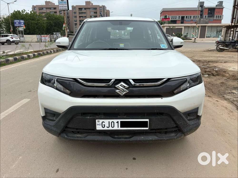 Maruti Suzuki Brezza 1.5 Vxi At Smart Hybrid, 2025, Petrol