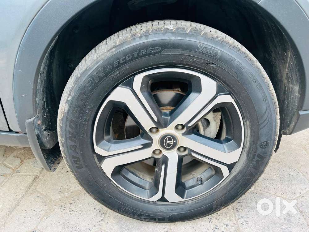 Tata Nexon Xz Plus (hs), 2022, Petrol