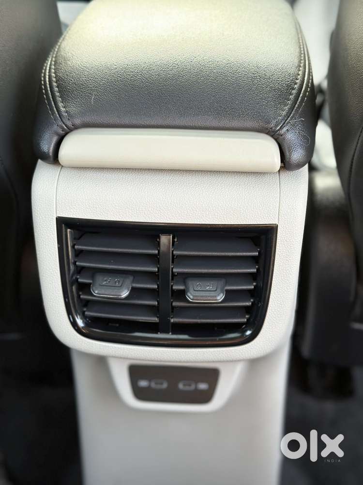 Volkswagen Taigun 1.0 Tsi Topline At, 2022, Petrol