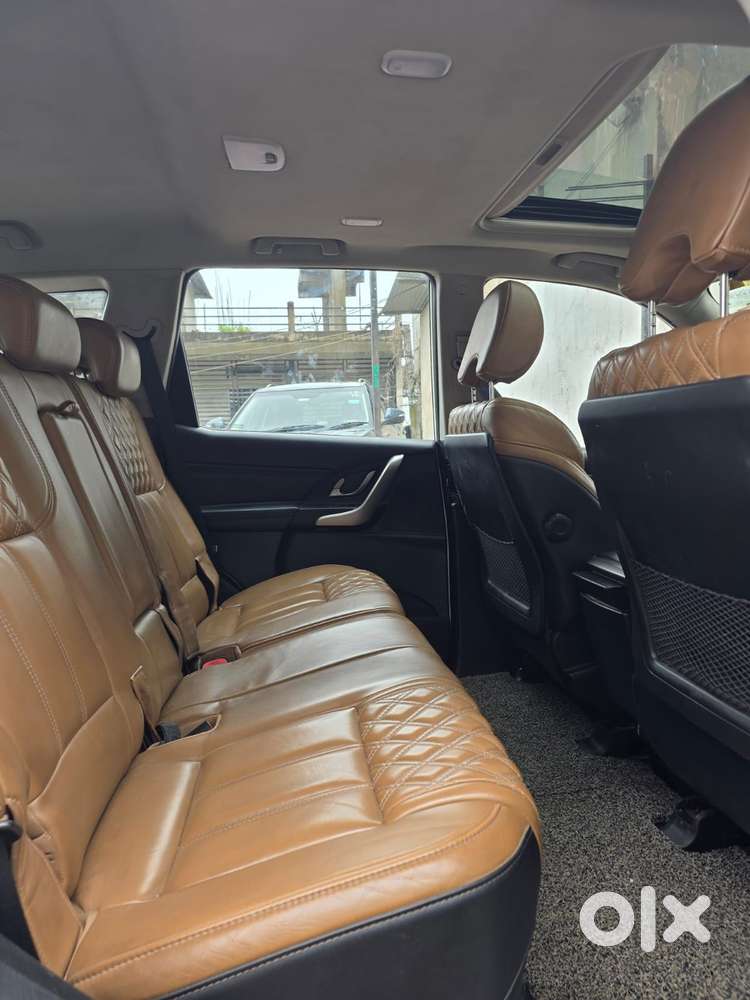 Mahindra Xuv500 W11 Option, 2019, Diesel