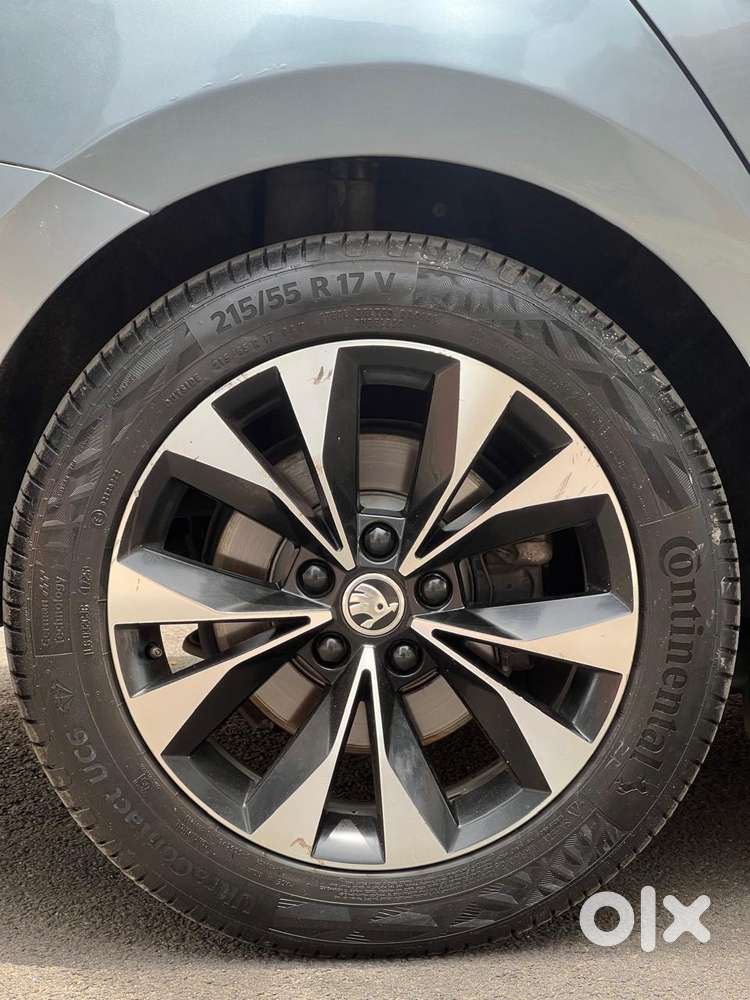 Skoda Superb 2.0 L&k Tsi At, 2020, Petrol