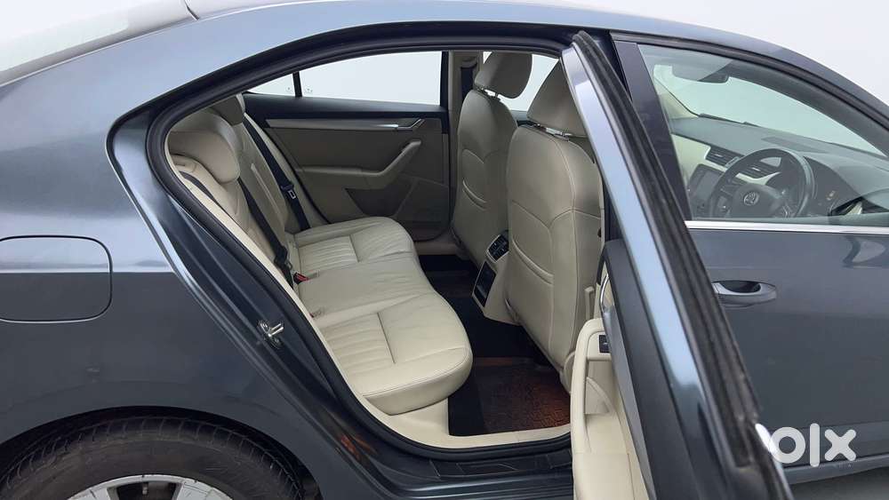 Skoda Octavia 1.8 Tsi Style At, 2017, Petrol