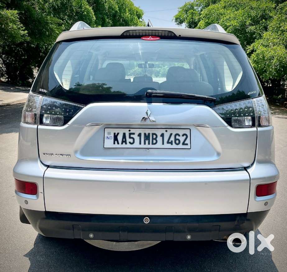 Mitsubishi Outlander New, 2011, Petrol