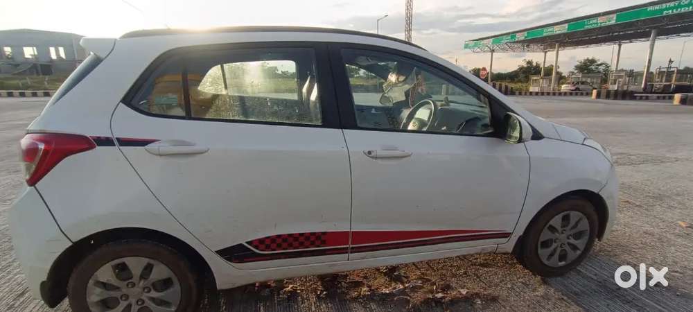 Hyundai Grand I10 Sportz 2017