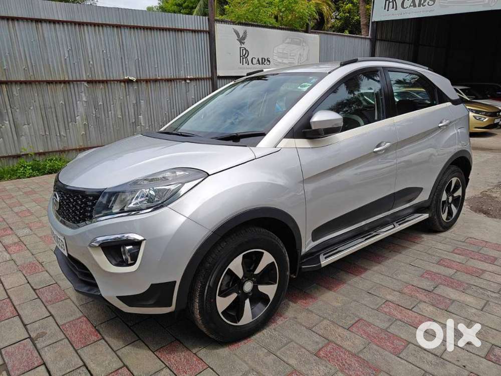Tata Nexon 1.2 Revotron Xza Plus, 2018, Petrol