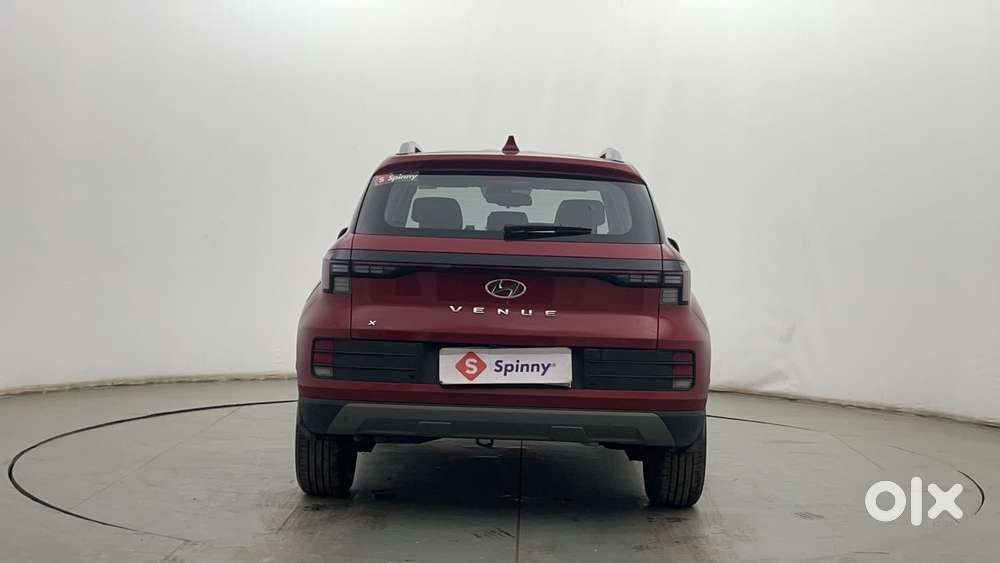 Hyundai Venue Sx (o) Mt 1.5 Diesel, 2024, Diesel