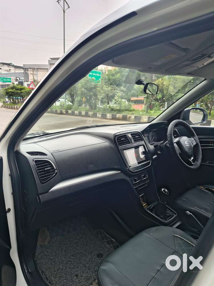 Maruti Suzuki Brezza 1.5 Zxi Smart Hybrid, 2021, Petrol