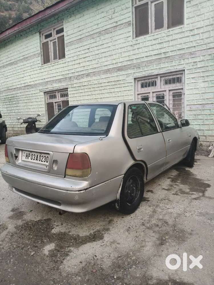 Maruti Suzuki Esteem 2005