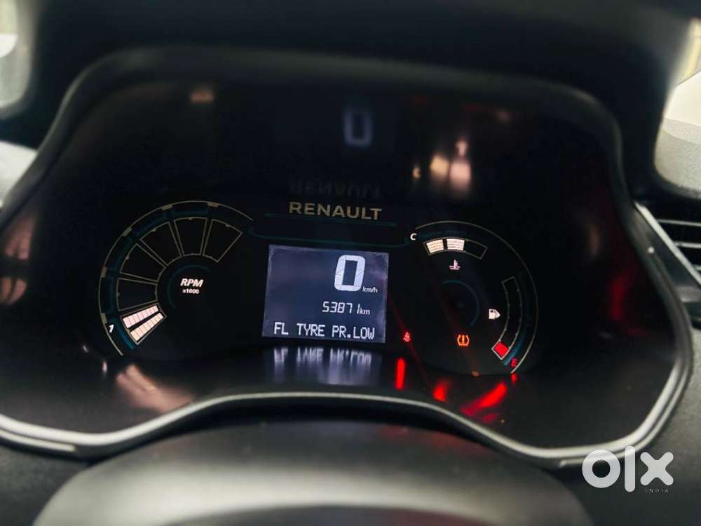 Renault Triber, 2024, Petrol