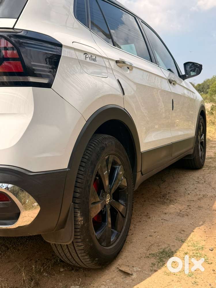 Volkswagen Taigun Petrol Good Condition, S