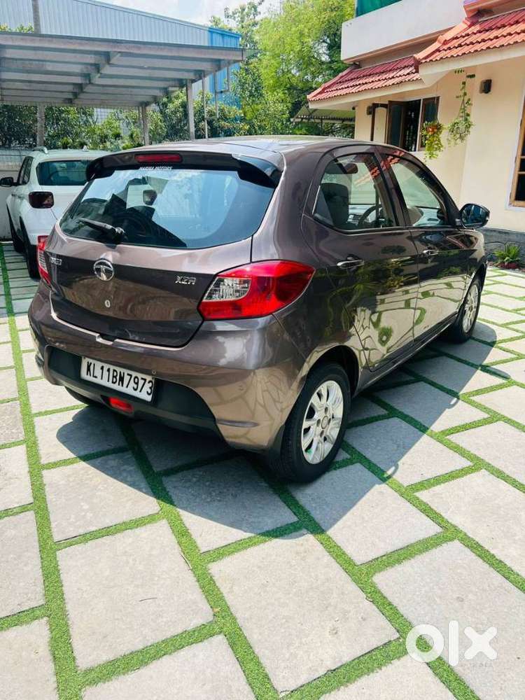 Tata Tiago 1.2 Revotron Xza, 2018, Petrol