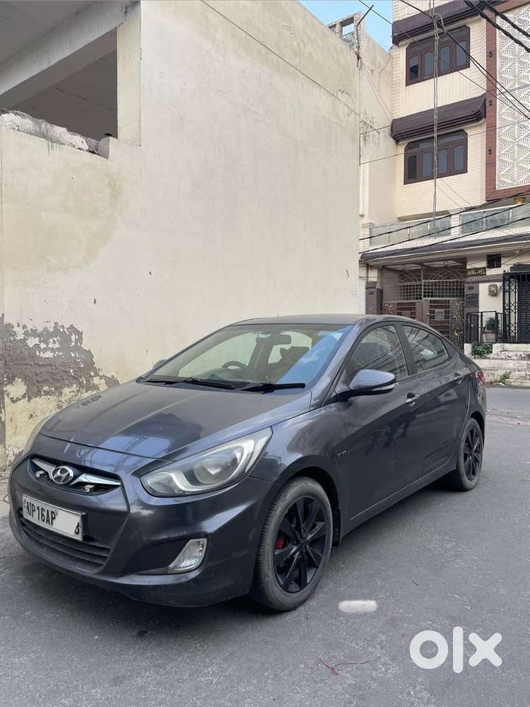 Hyundai Fluidic Verna 2013