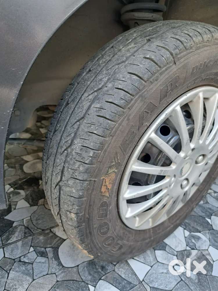 New Shockers Front 4 New Tyre New Battery