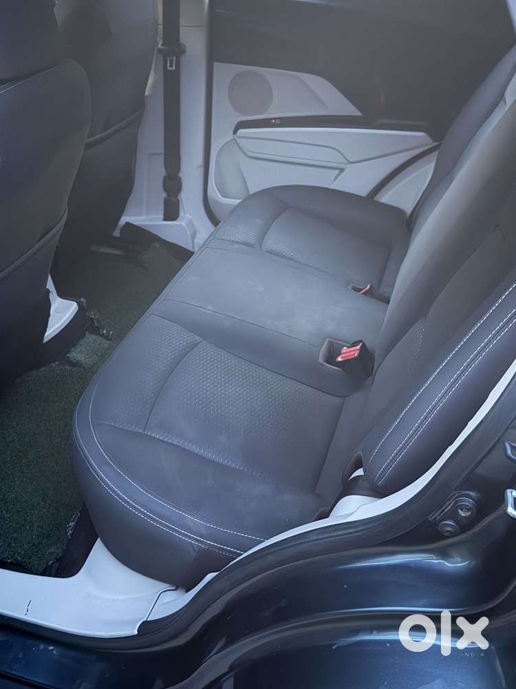 Mahindra Xuv300 W6 Diesel, 2022, Diesel