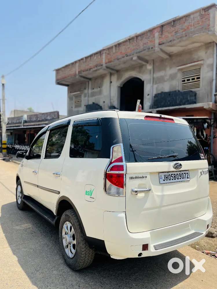 Mahindra Xylo 2017