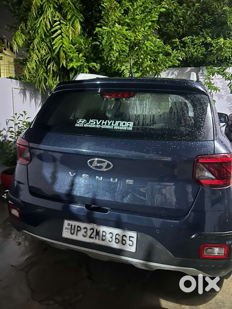 Hyundai Venue Petrol 2021