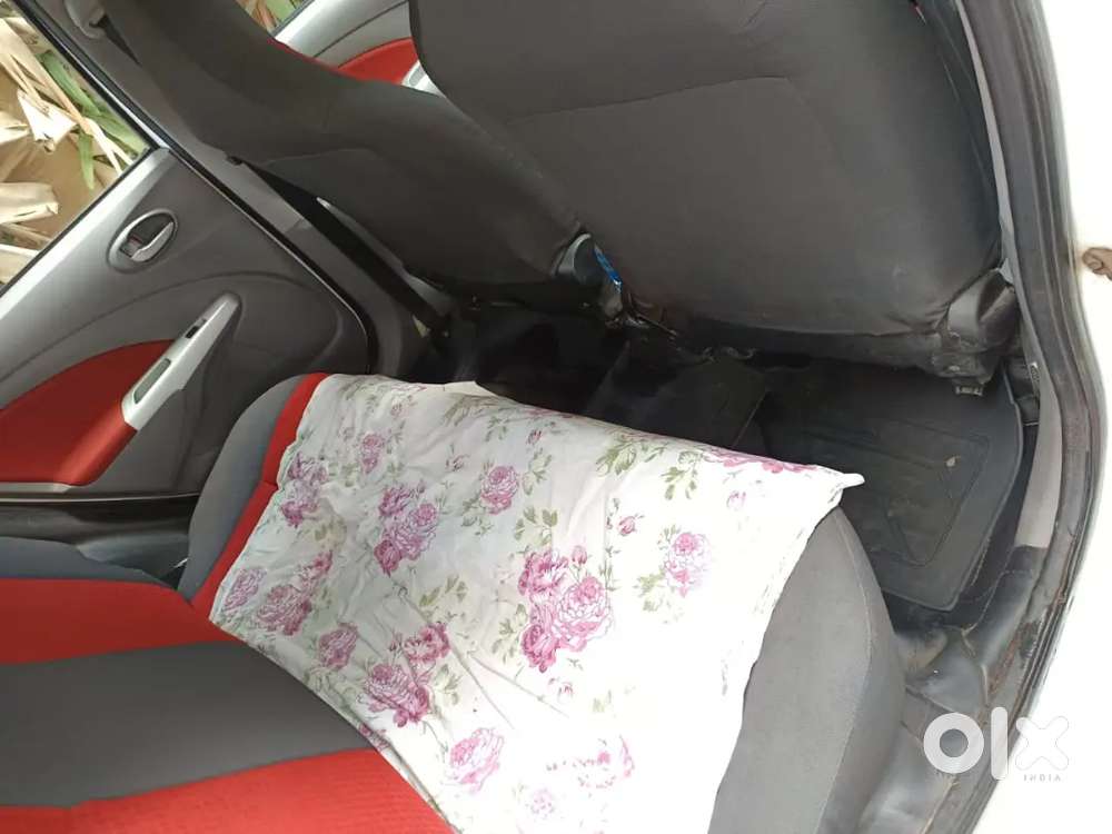 Toyota Etios Liva 2011