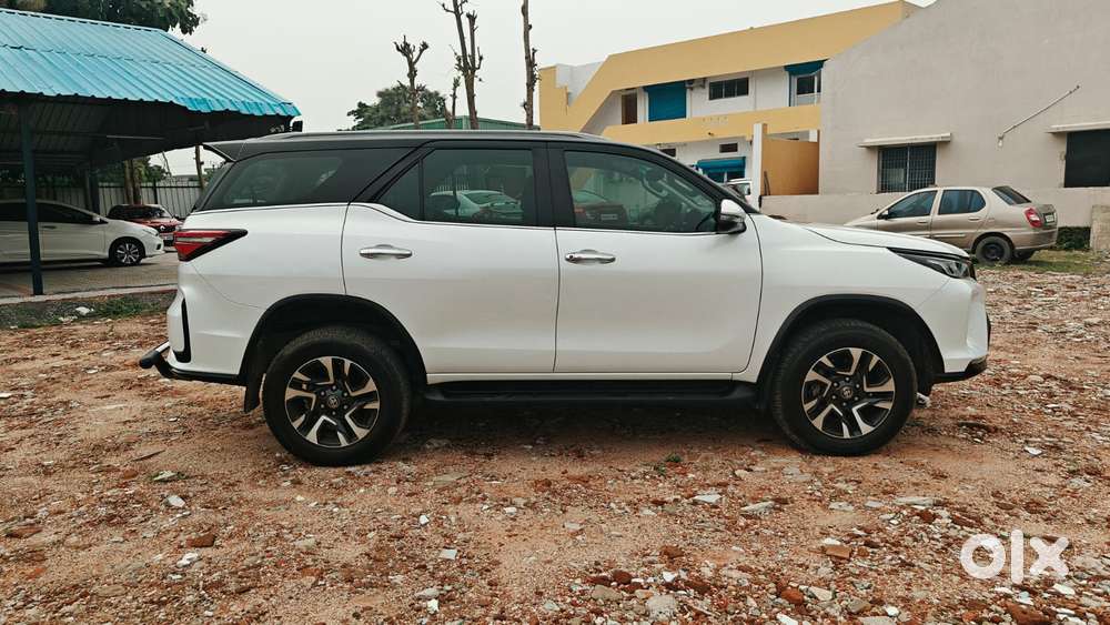 Toyota Fortuner Legender 4x2 At 2.8, 2023, Diesel