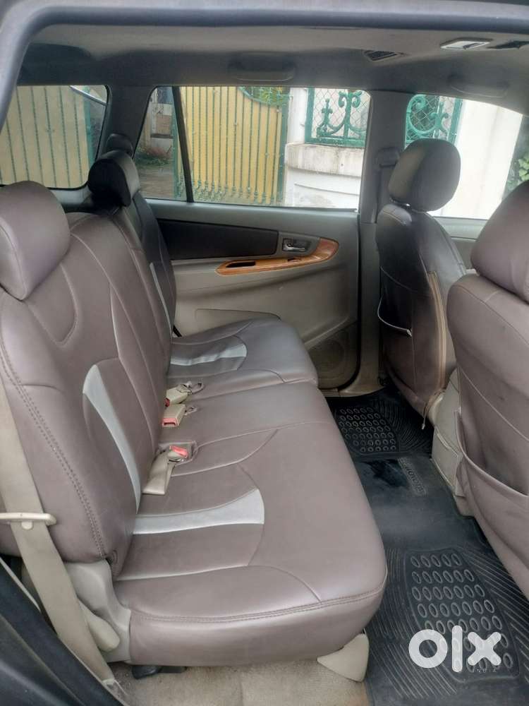 Toyota Innova 2.5 V 8 Seater Accident Free Single Owner