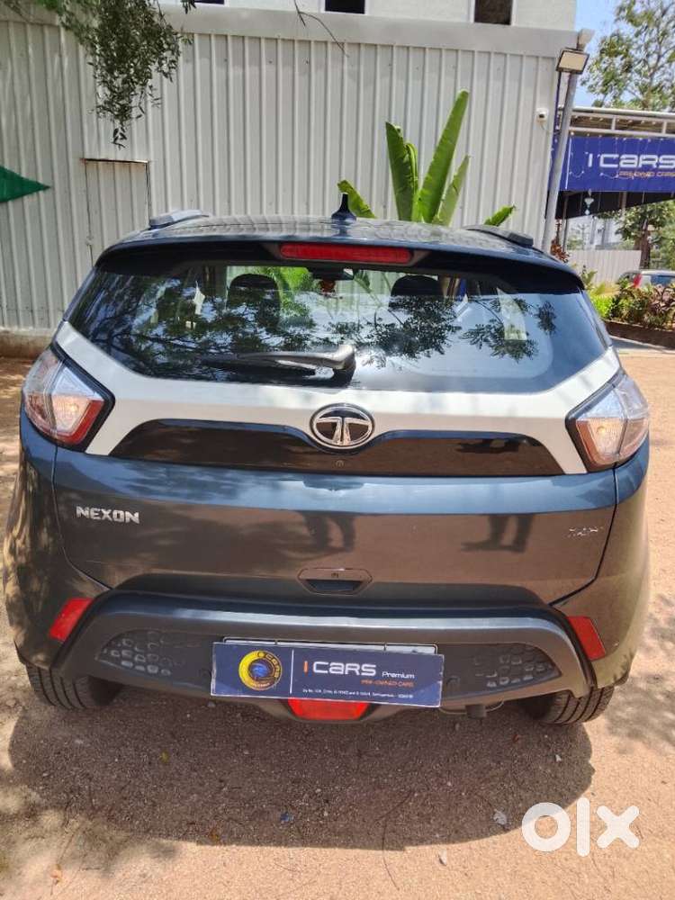 Tata Nexon 1.2 Revotron Xza Plus, 2018, Petrol