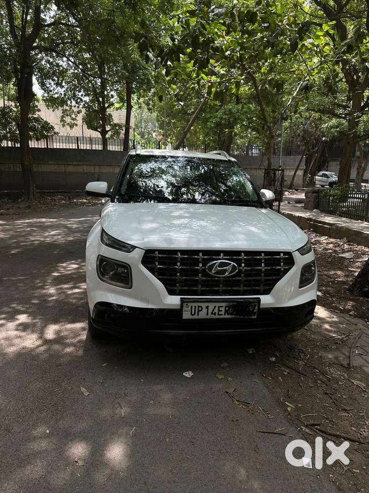 Hyundai Venue Petrol 2021