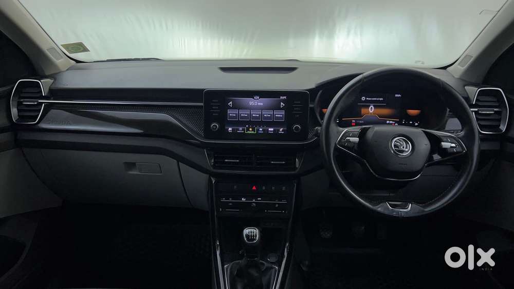 Skoda Kushaq Style 1.0l Tsi Mt, 2022, Petrol