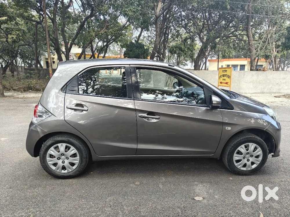 Honda Brio Vx At 2016