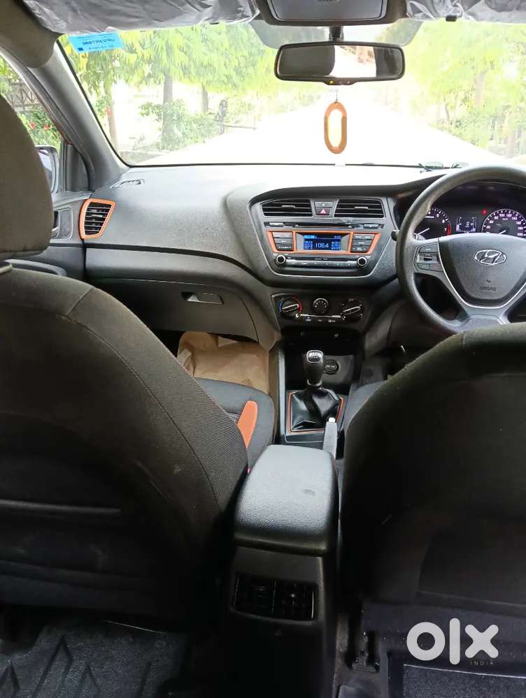 Hyundai I20 Active 2015 Petrol 35000 Km Driven