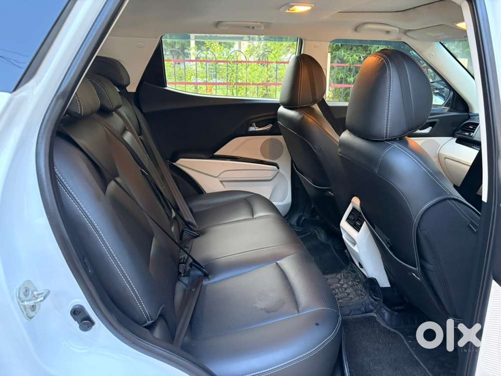 Mahindra Xuv 3xo Diesel 2025