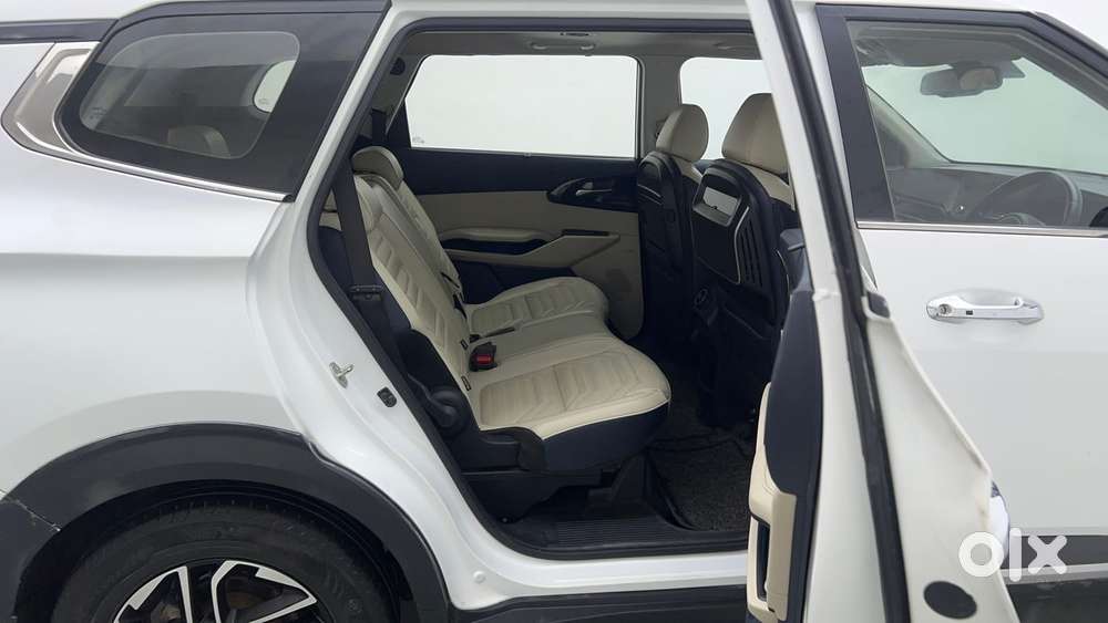Kia Carens 1.4 Luxury Plus 6 Str, 2022, Petrol