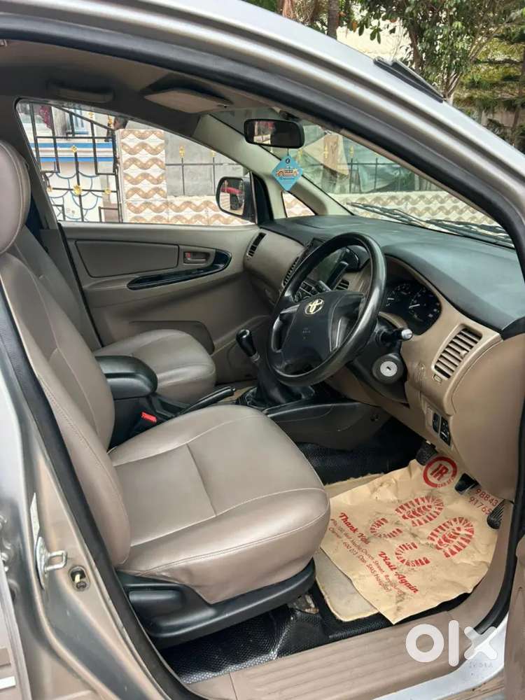 Toyota Innova 2016