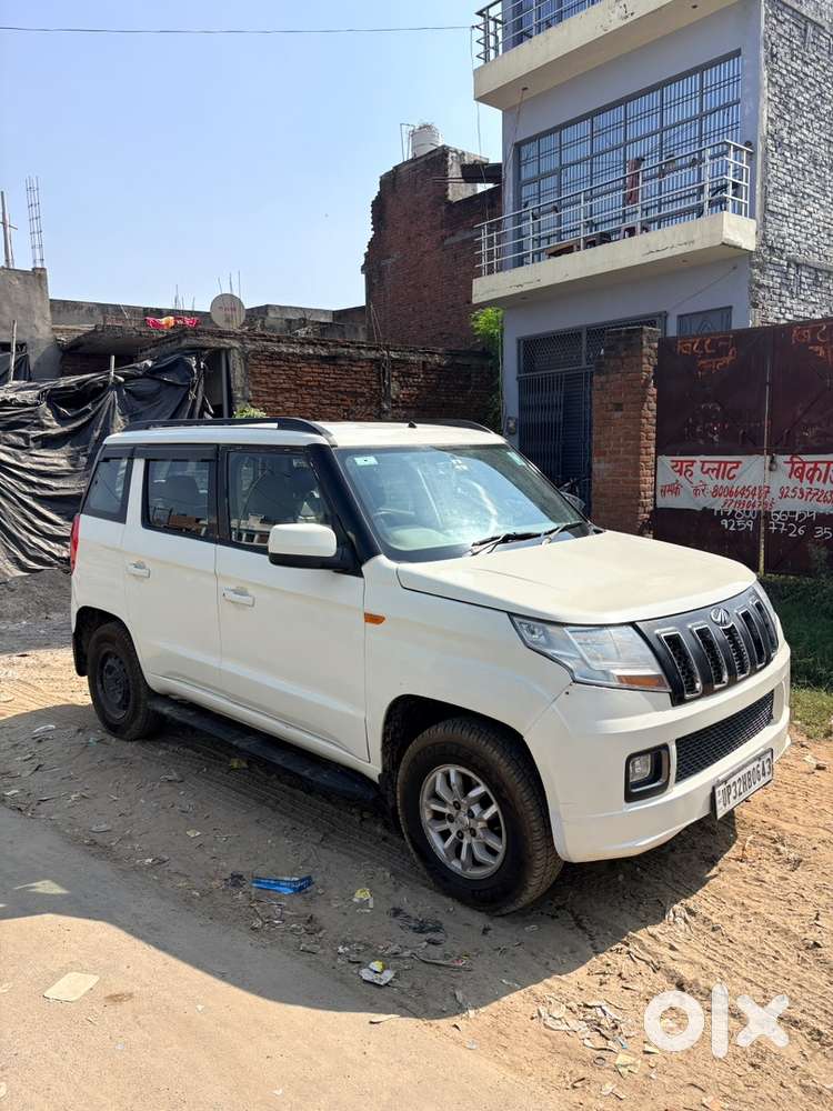 Mahindra Tuv 300 2016 Diesel Well Maintained