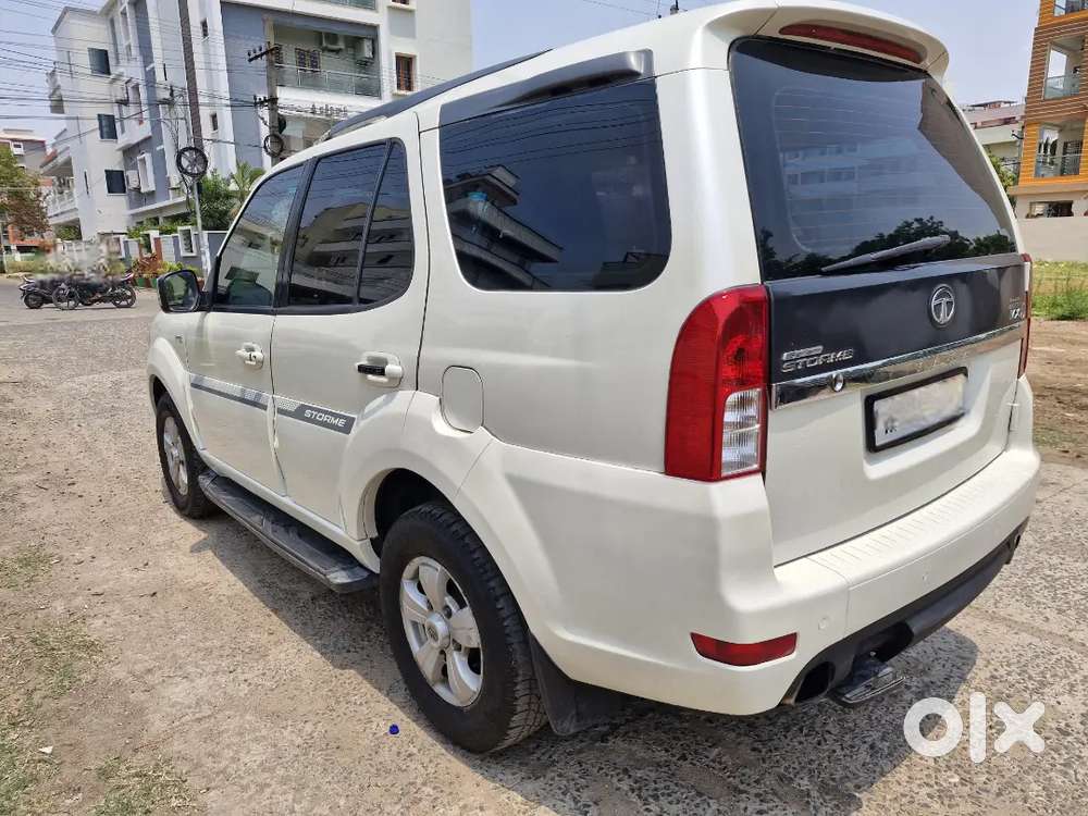 Tata Safari Storme 2016 Diesel Well Maintained