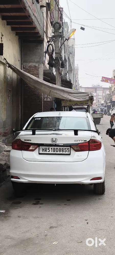 Honda City V At 2015