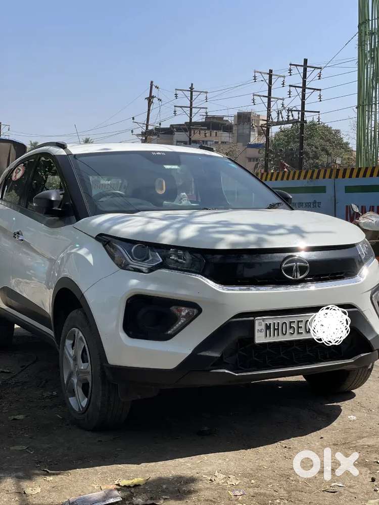 2021 Tata Nexon Xm (s) Petrol Single Owner