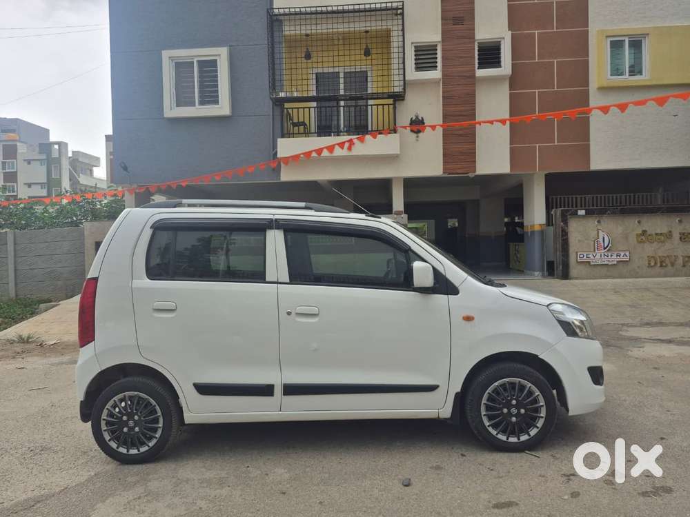 Maruti Suzuki Wagon R 1.0 Vxi Amt, 2019, Petrol