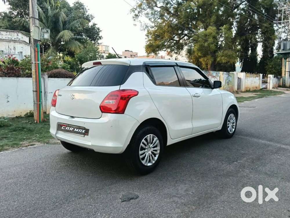Maruti Suzuki Swift Vvt Vxi, 2022, Petrol