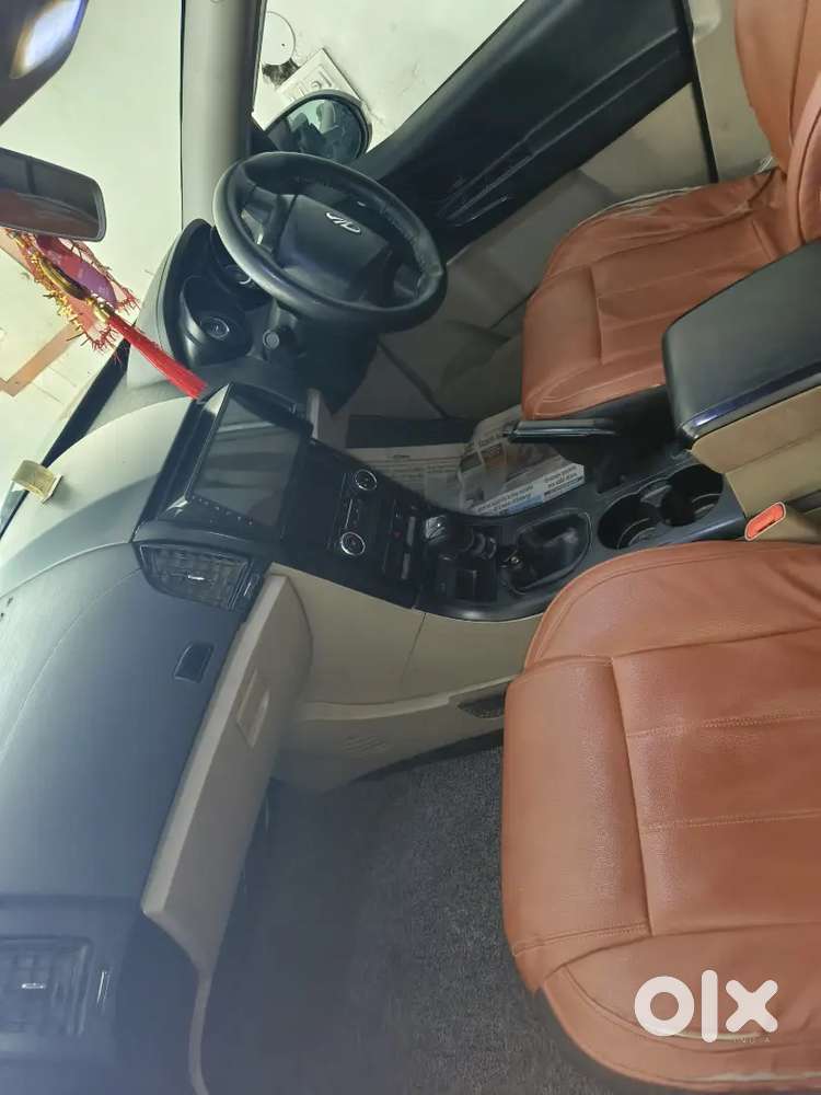 Mahindra Xuv500 2017