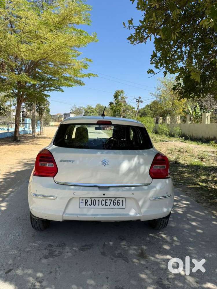 Maruti Suzuki Swift Vvt Vxi, 2022, Petrol