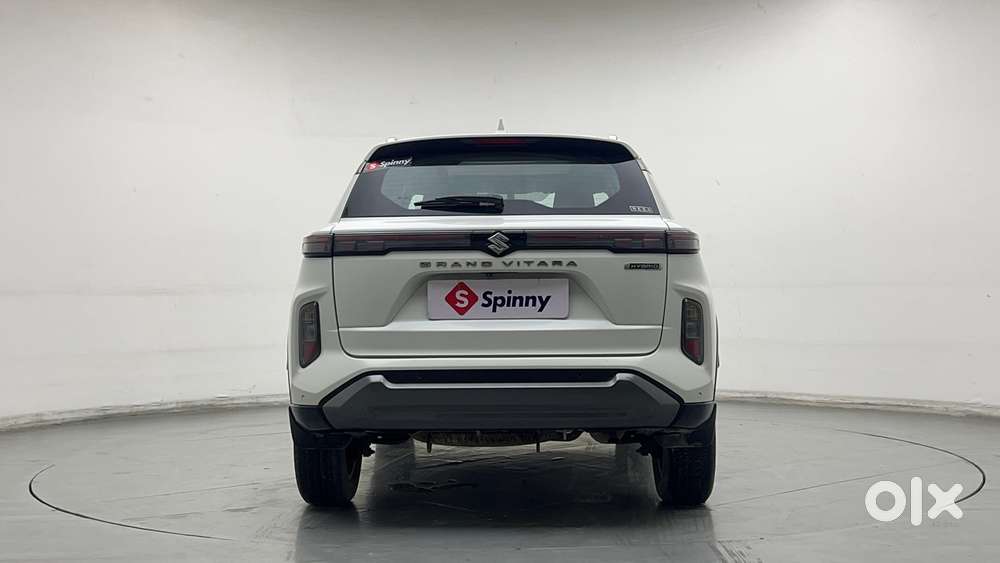 Maruti Suzuki Grand Vitara 1.5 Alpha Plus Intelligent Hybrid Ecvt, 2..