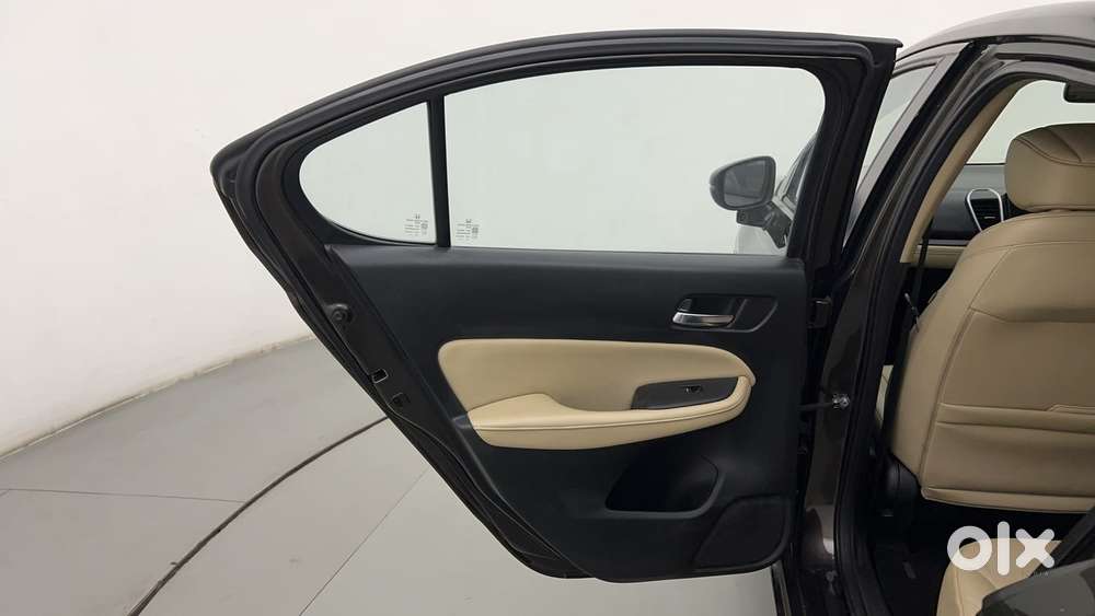 Honda City 1.5 Zx Cvt I-vtec, 2022, Petrol