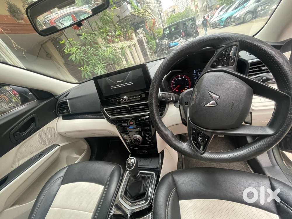 Mahindra Xuv 3xo Mx3 Petrol Manual 2025