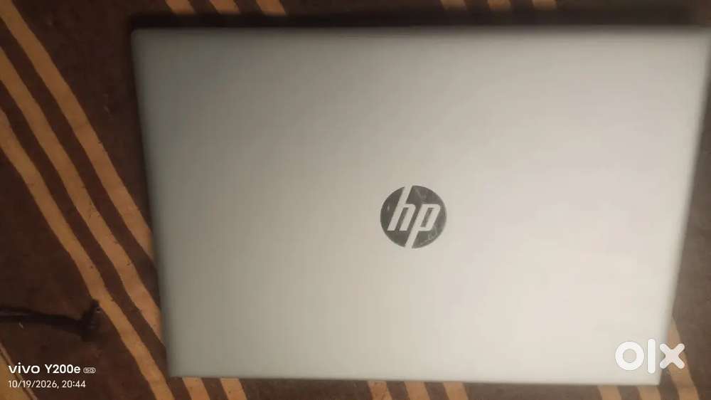 Laptop hp v