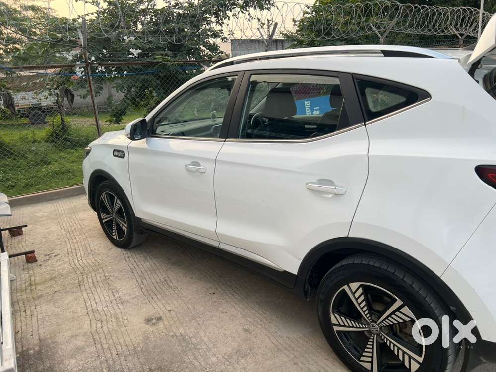 Mg Zs Ev 2021 Km Driven