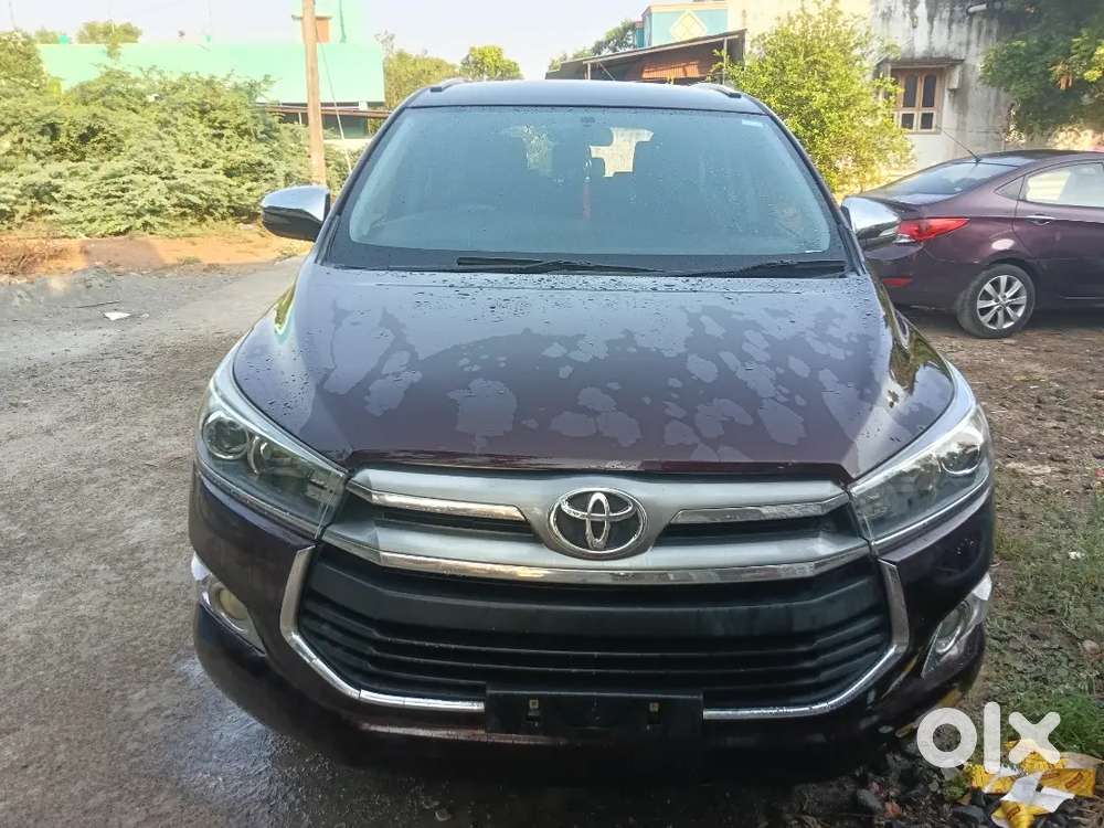 Toyota Innova Crysta 2016