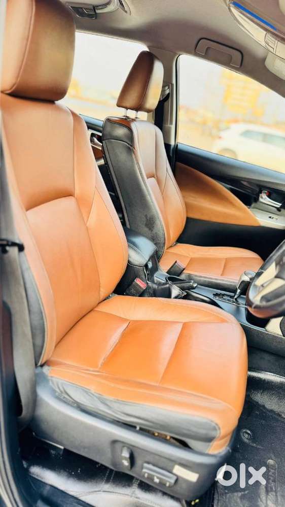 Toyota Innova Crysta 2.8 Z, 2016, Diesel