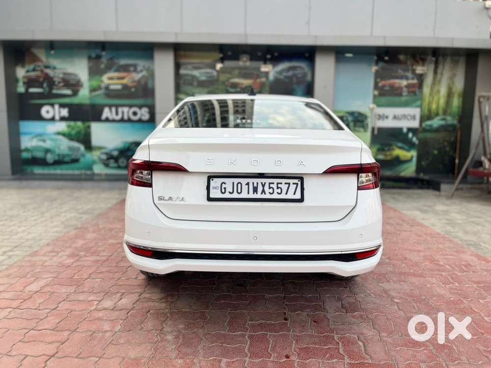 Skoda Slavia Style 1.0l Tsi At, 2025, Petrol